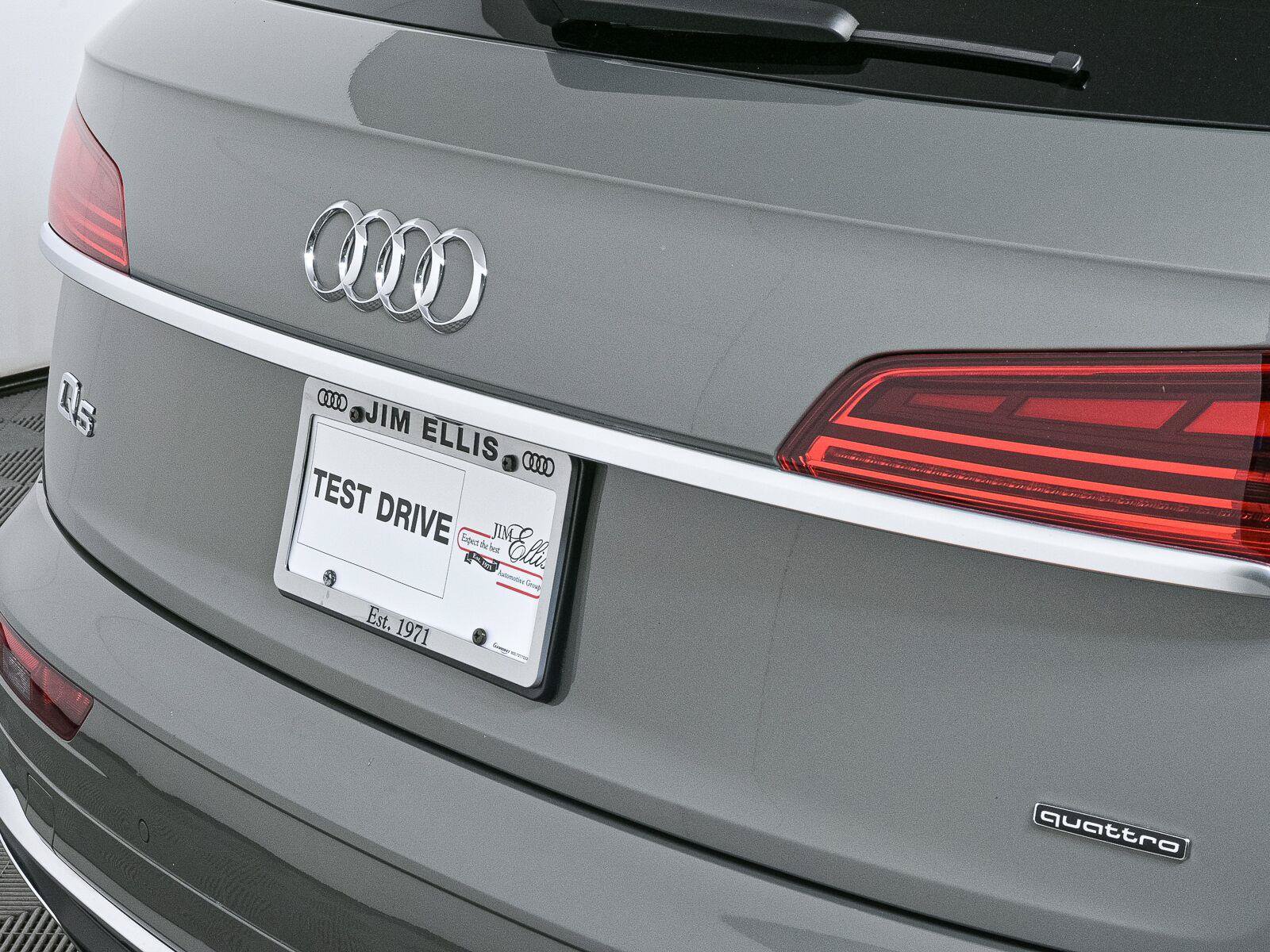 Used 2023 Audi Q5 e Premium AWD/4WD image 33
