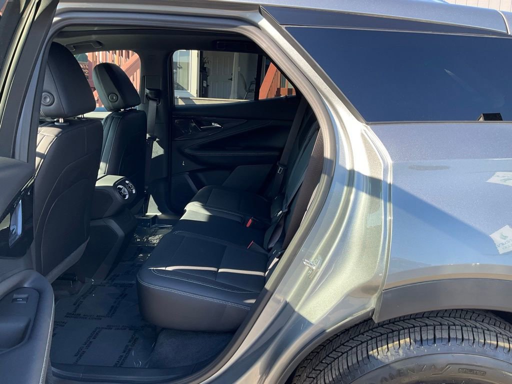 Used 2025 Chevrolet Blazer EV LT image 8