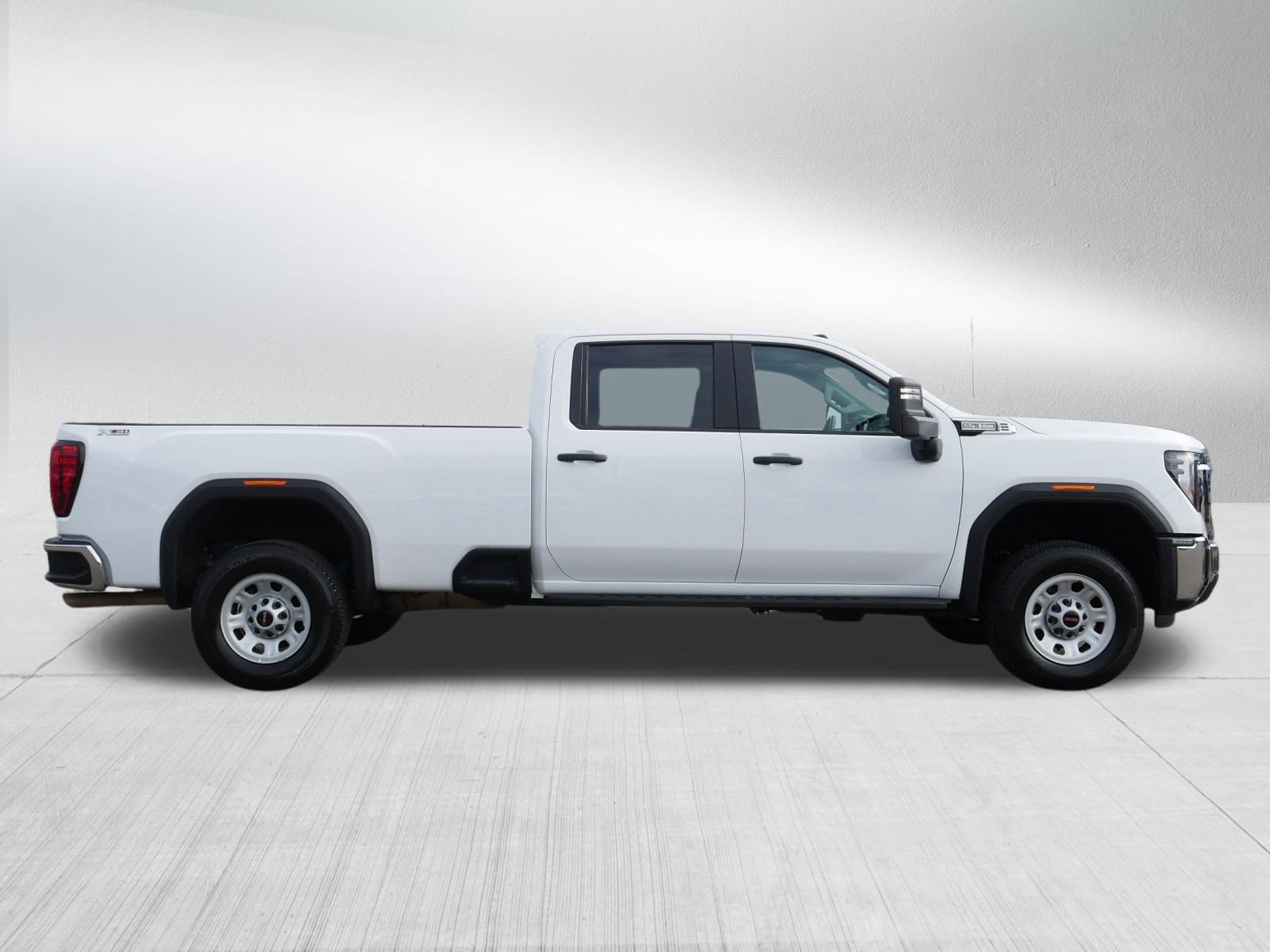 Used 2024 GMC Sierra 3500 Pro w/ 1SA Pro Safety Plus Package image 8