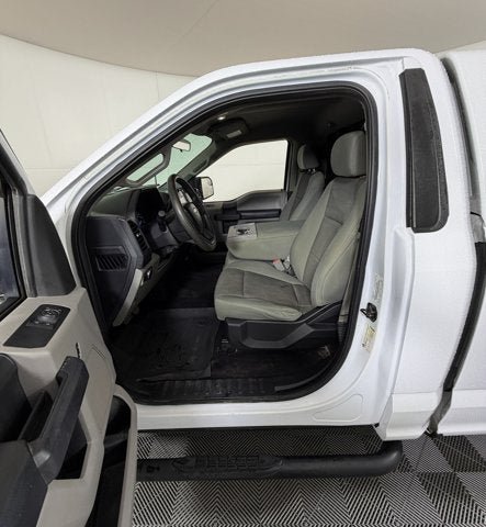 Used 2017 Ford F150 XL w/ Equipment Group 101A Mid RWD image 6