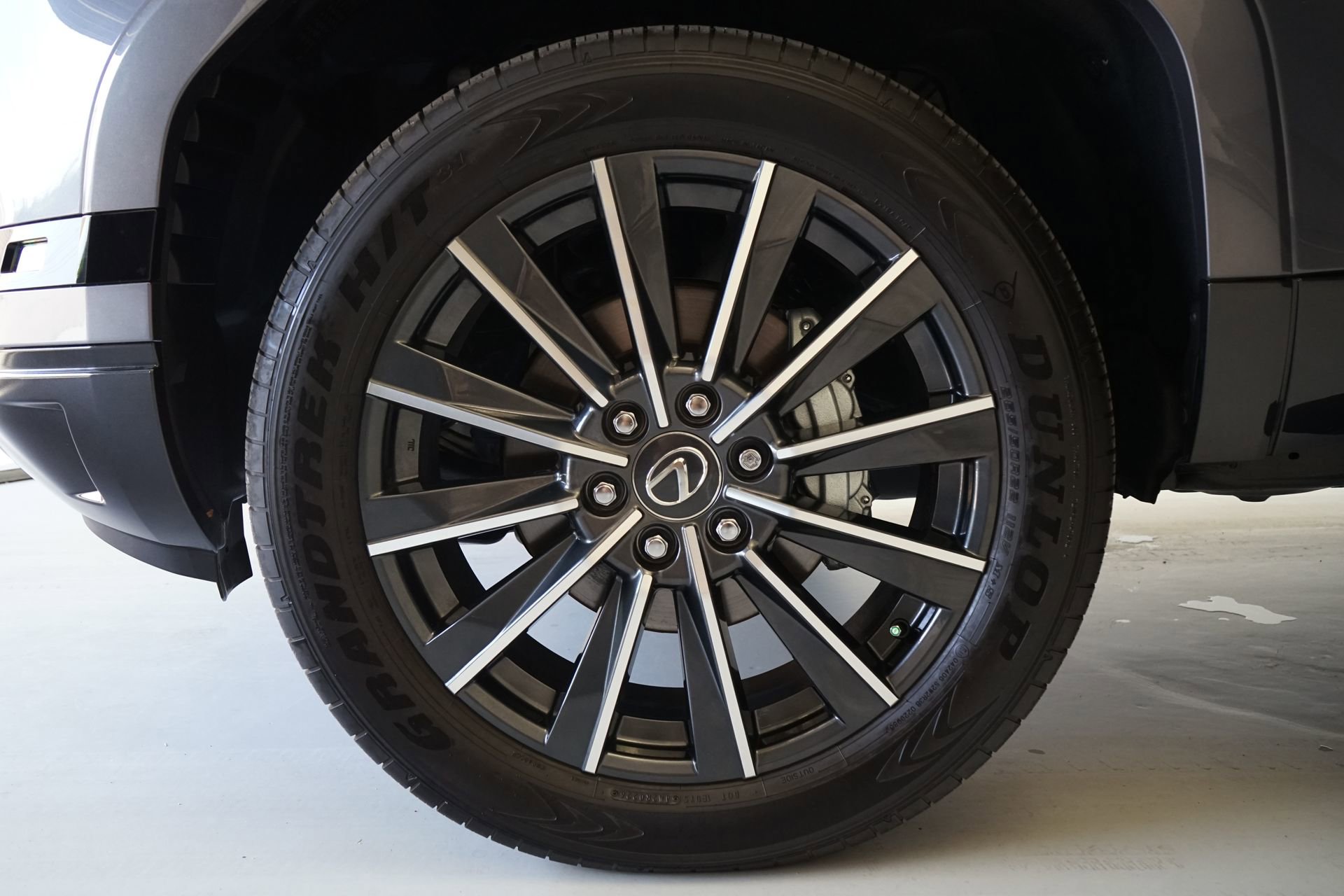 Used 2026 Lexus GX 550 AWD/4WD image 38