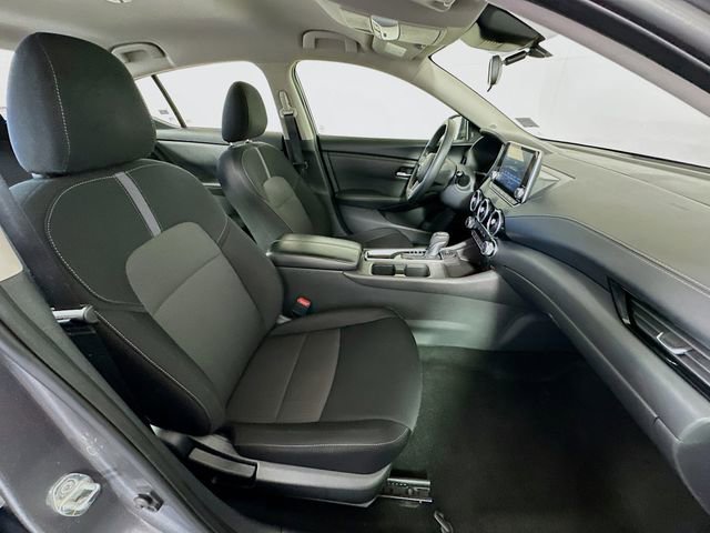 Used 2024 Nissan Sentra SV image 25
