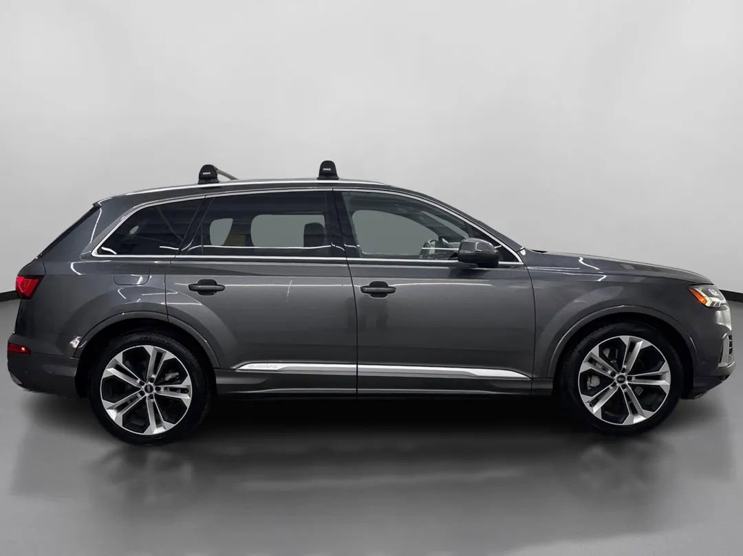 Used 2021 Audi Q7 3.0T Prestige w/ Prestige Package AWD/4WD image 11