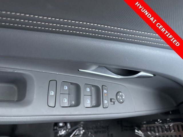 Certified 2025 Hyundai Elantra Sport image 13
