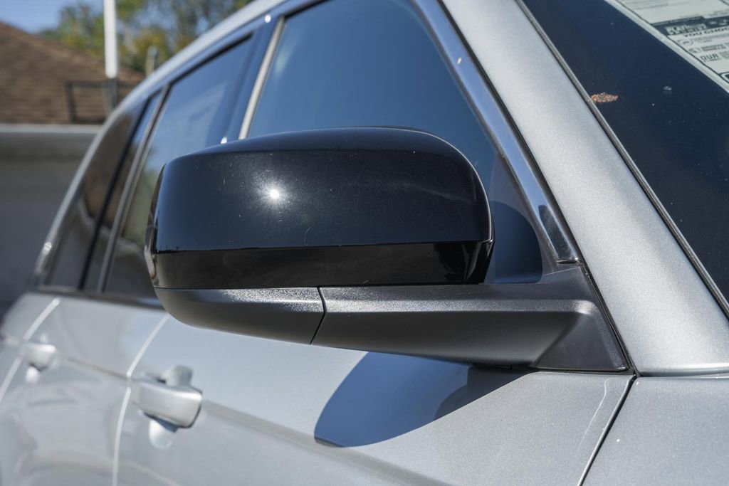 New 2025 Jeep Grand Cherokee Laredo X w/ Luxury Tech Group I image 14