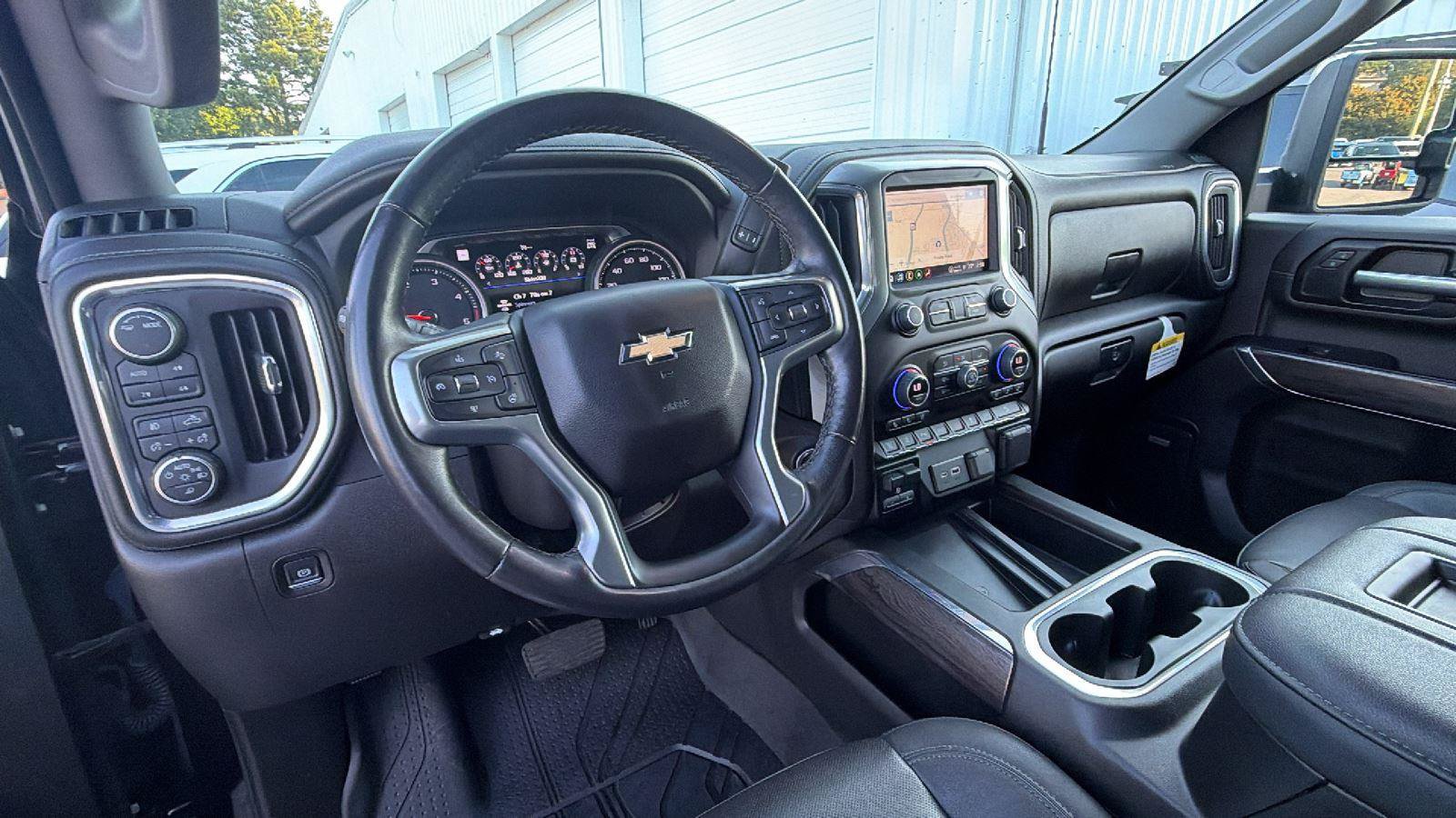 Used 2022 Chevrolet Silverado 2500 LTZ w/ LTZ Premium Package AWD/4WD image 24