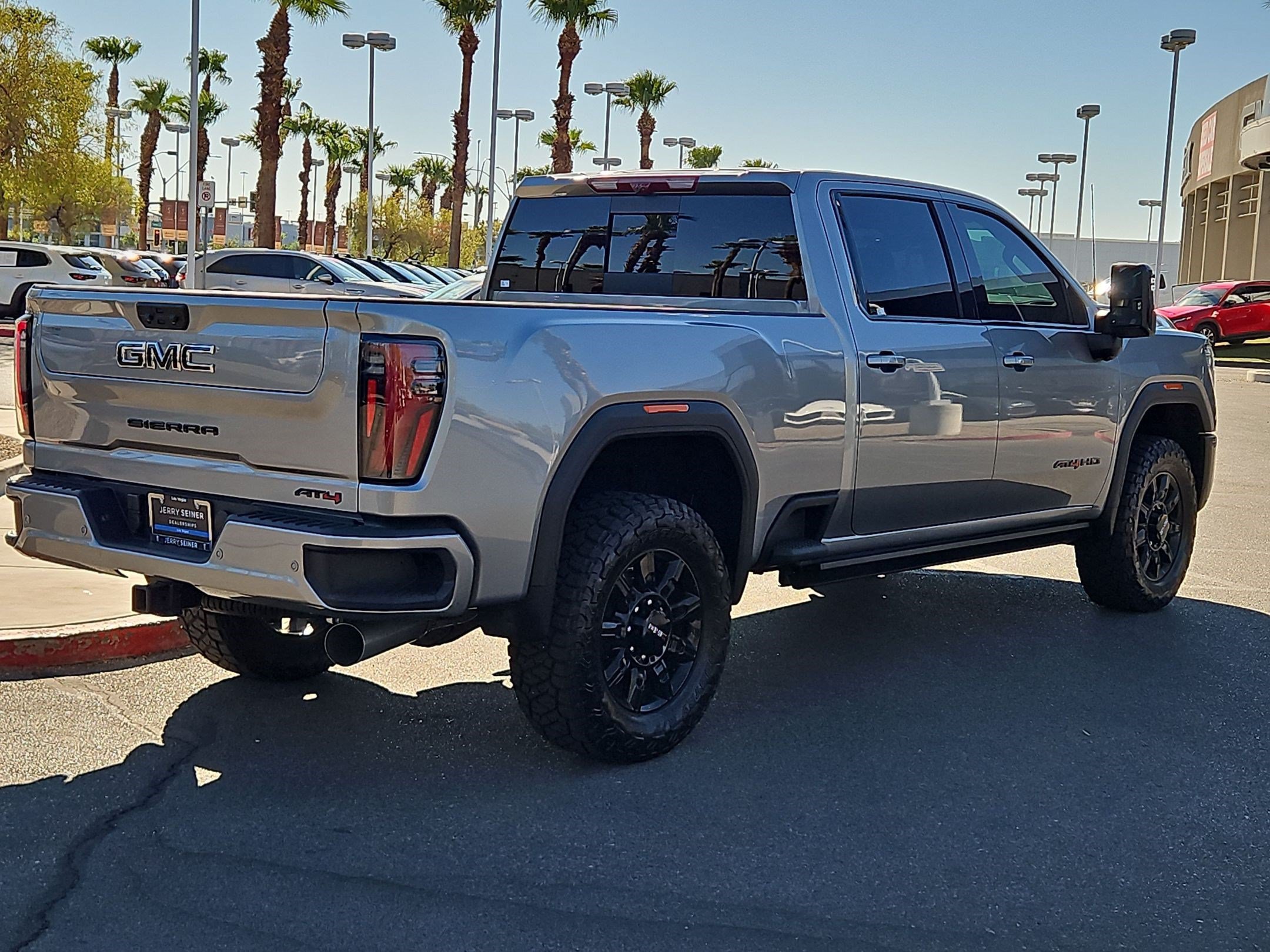 Used 2026 GMC Sierra 3500 AT4 w/ AT4 Premium Plus Package AWD/4WD image 5