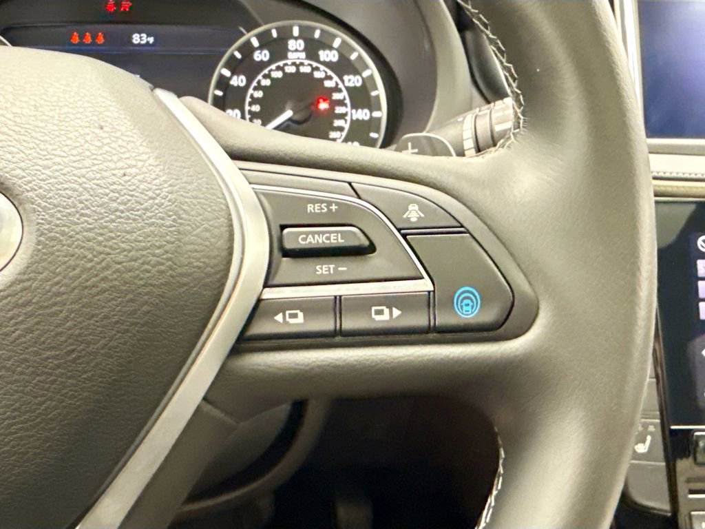 Used 2023 INFINITI QX55 Luxe w/ Cargo Package image 12
