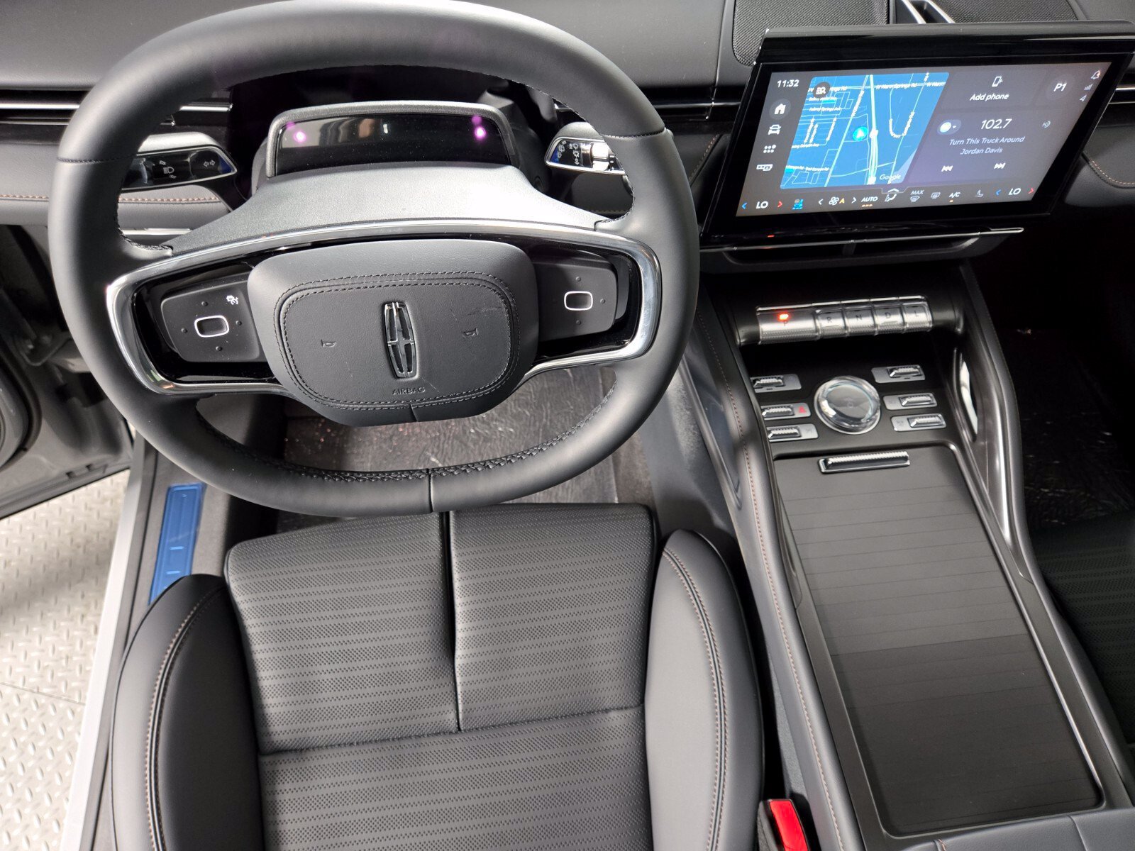 New 2026 Lincoln Nautilus Reserve AWD/4WD image 16