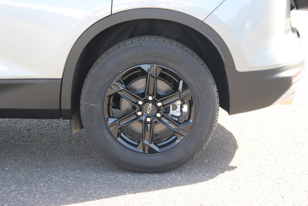 New 2026 Chevrolet Blazer LT w/ Convenience Package FWD image 17