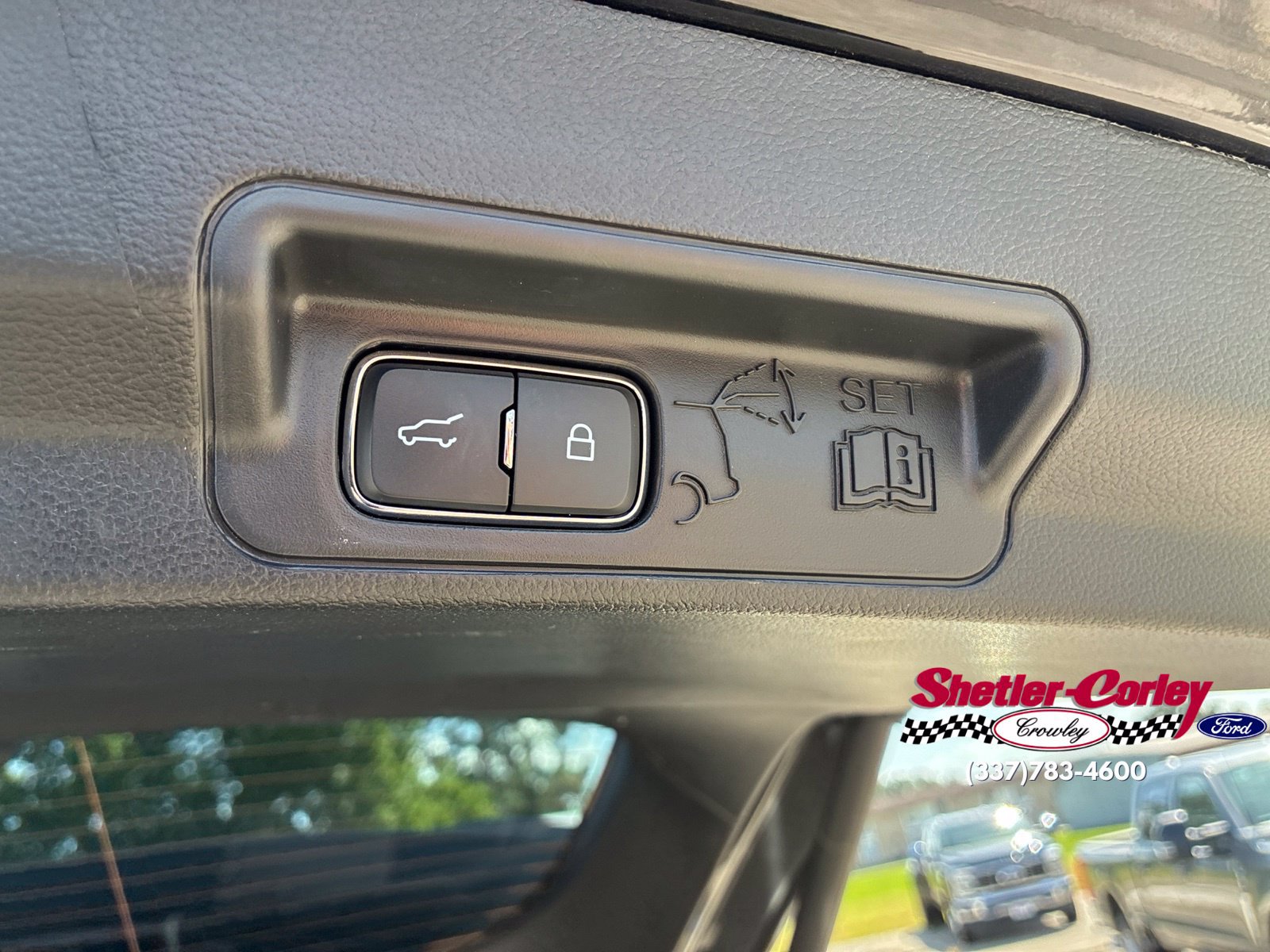 Used 2025 Ford Explorer ST-Line AWD/4WD image 17