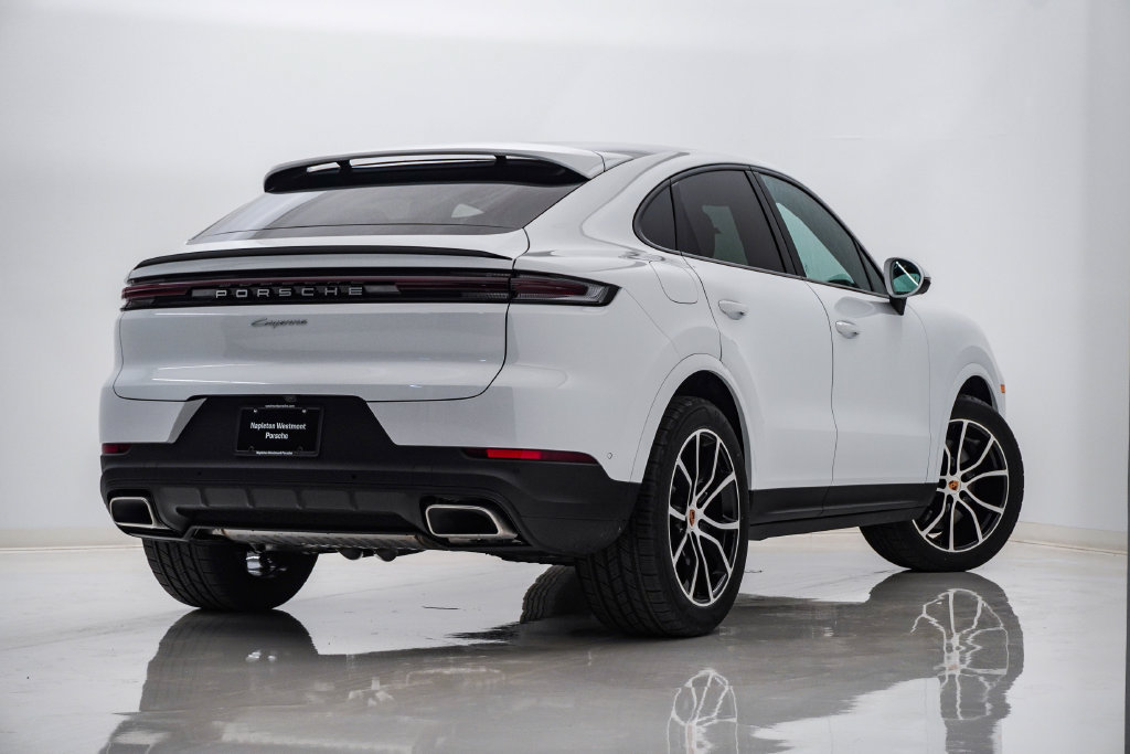 New 2026 Porsche Cayenne Coupe AWD/4WD image 12