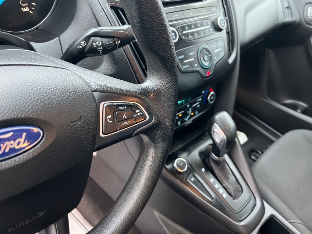 Used 2017 Ford Focus SE image 12