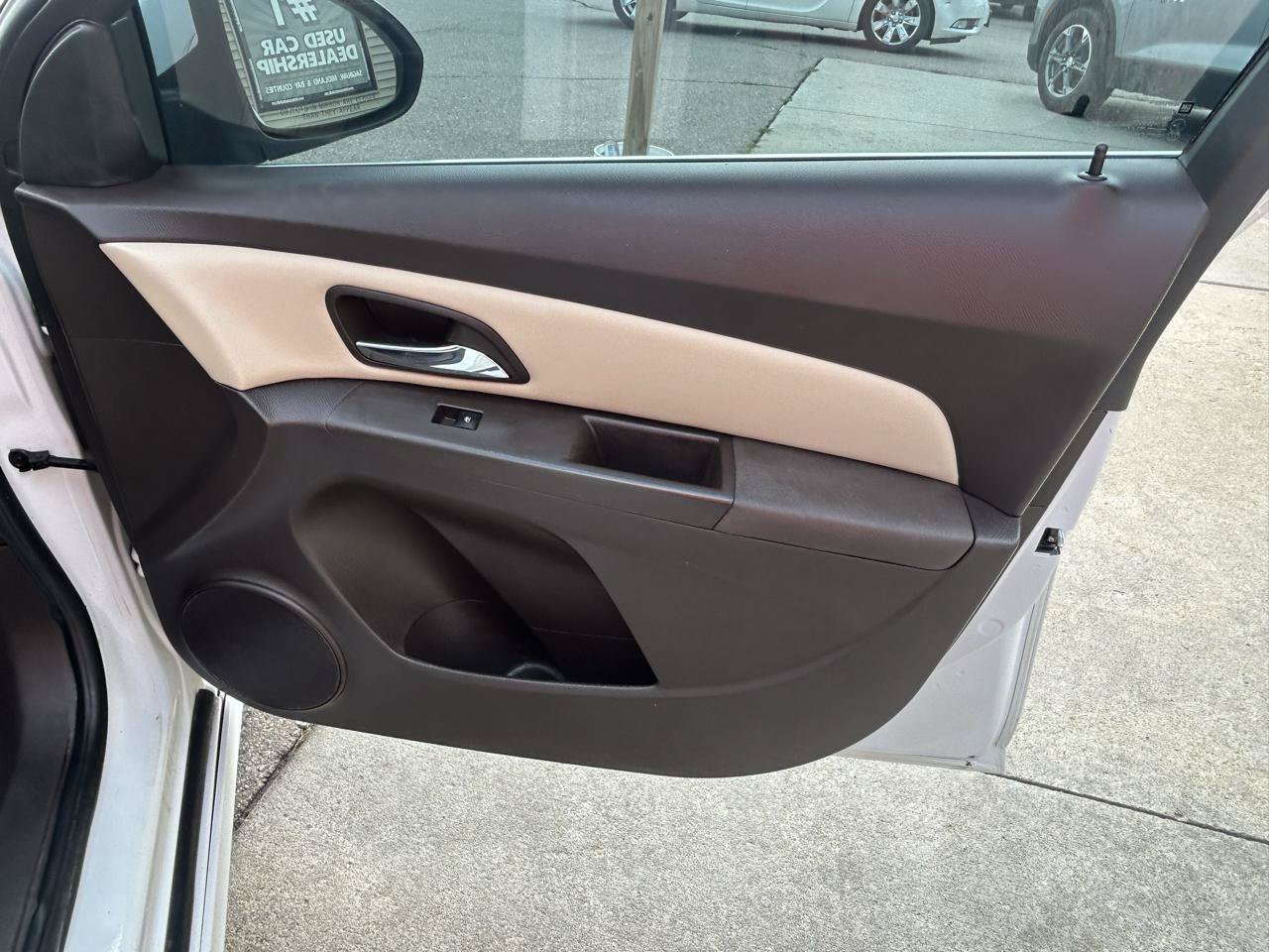 Used 2014 Chevrolet Cruze LT w/ RS Package FWD image 16
