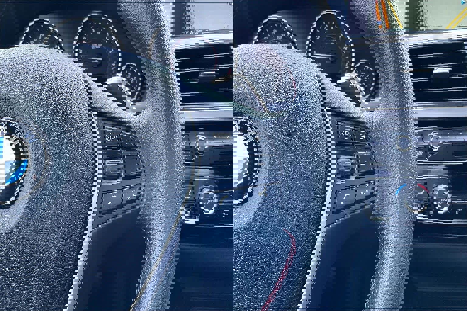 Used 2016 BMW 328i Sedan image 25