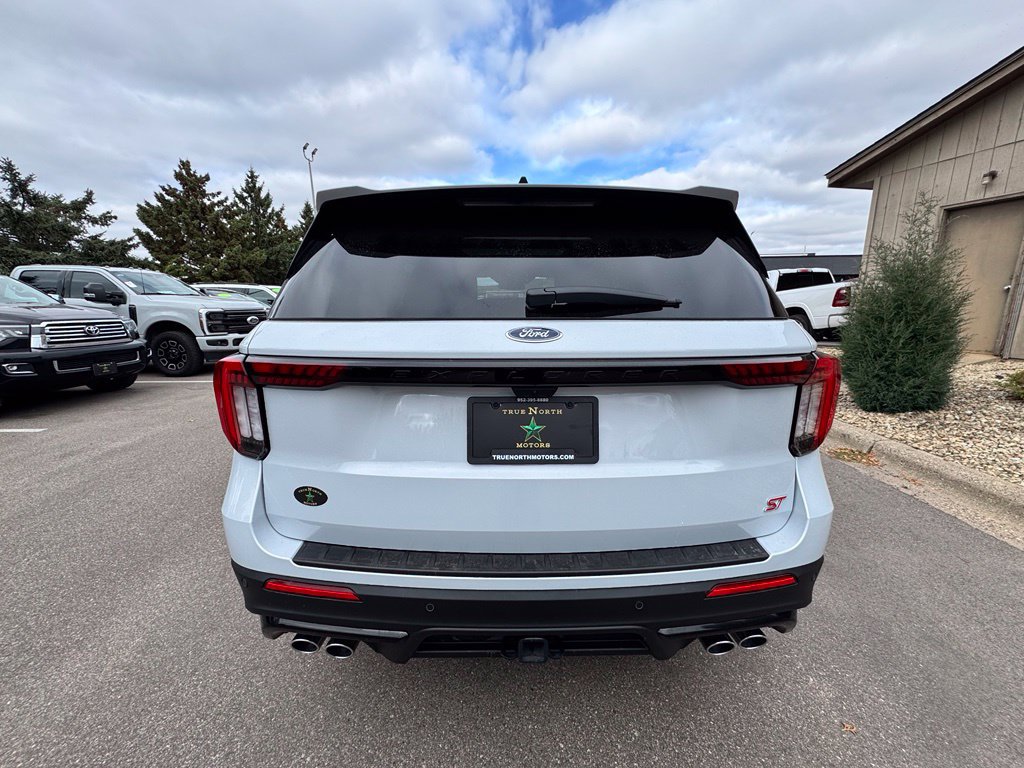 Used 2026 Ford Explorer ST w/ Sun And Sound Package AWD/4WD image 9