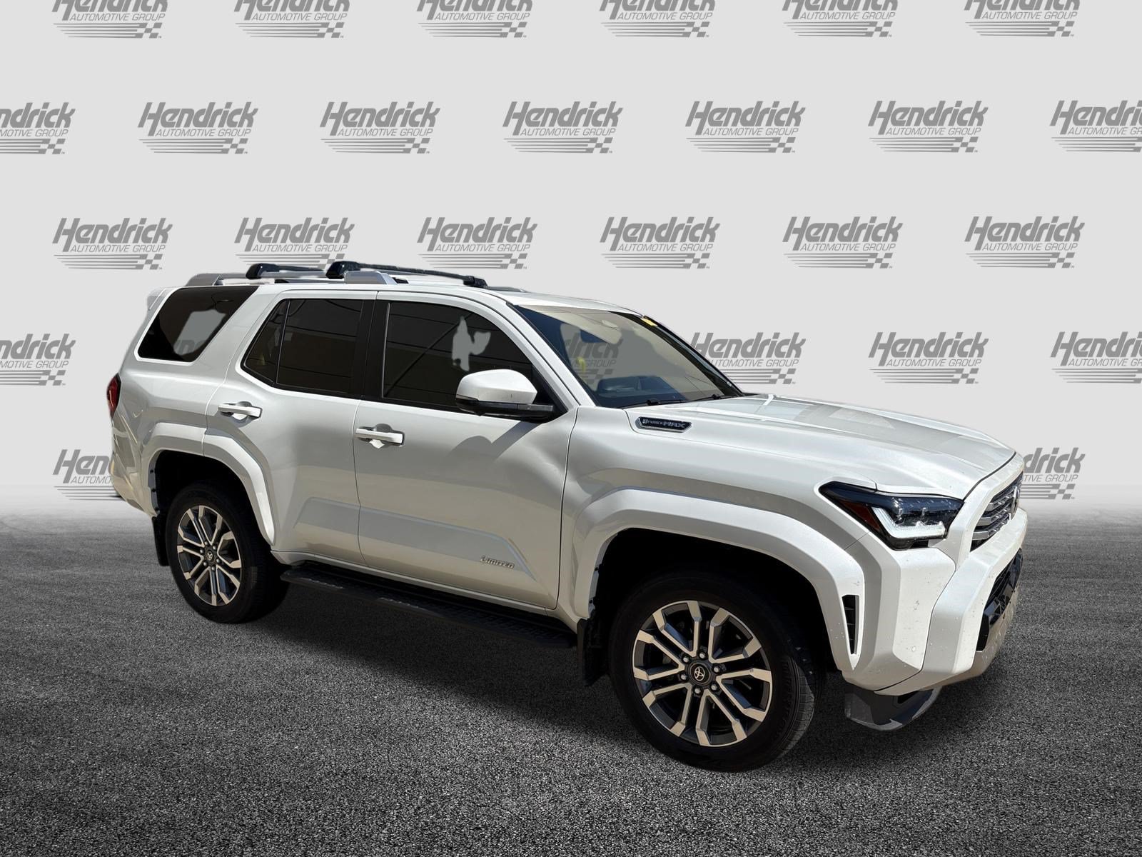Used 2025 Toyota 4Runner Limited AWD/4WD image 2