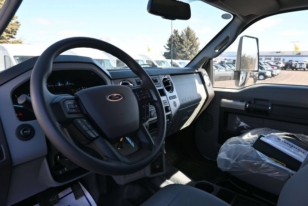 New 2026 Ford F750 2WD SuperCab Super Duty image 25