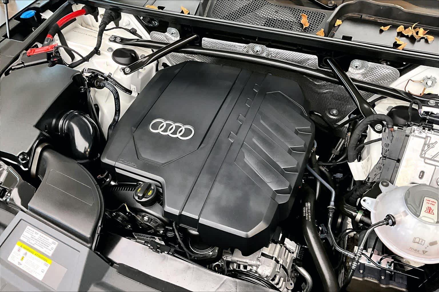 Used 2022 Audi Q5 2.0T Premium Plus w/ Premium Plus Package AWD/4WD image 31