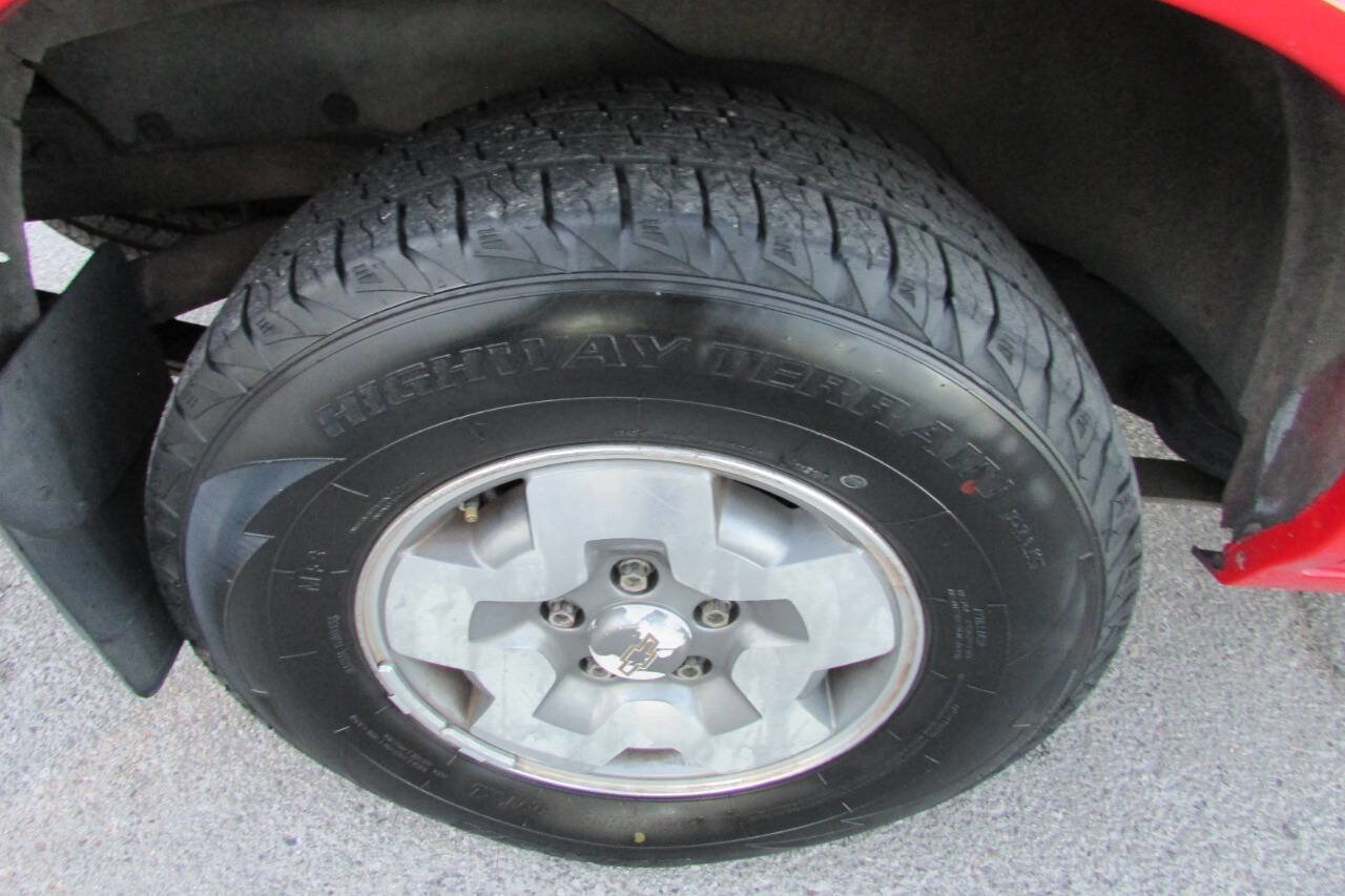 Used 2003 Chevrolet Blazer LS w/ Preferred Equipment Group image 17