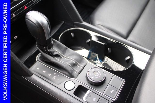 Used 2022 Volkswagen Atlas Cross Sport SE w/ Panoramic Sunroof Package image 45