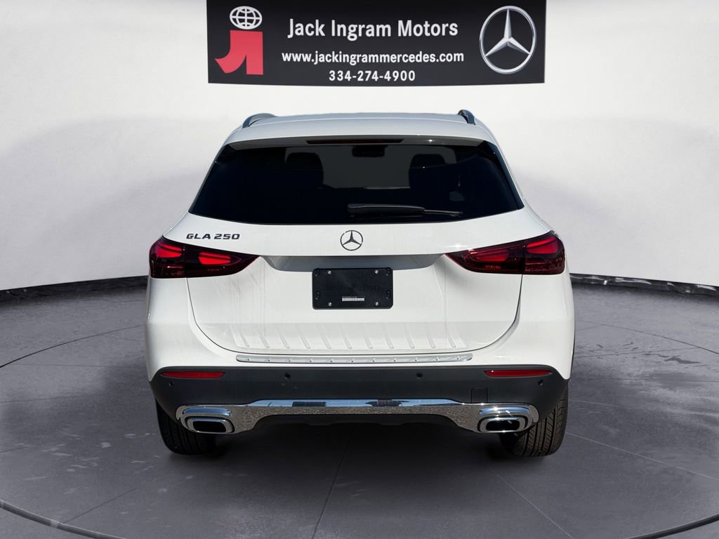 New 2026 Mercedes-Benz GLA 250 image 4