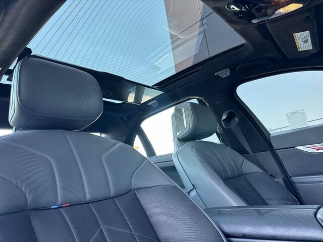 Used 2023 BMW 760i xDrive w/ Executive Package AWD/4WD image 18