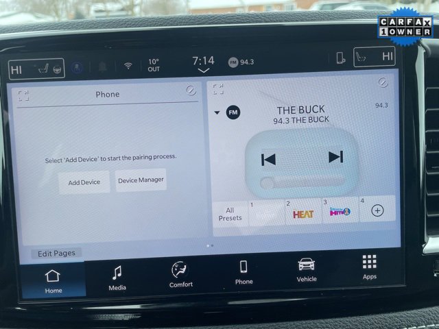 Used 2025 Chrysler Pacifica Select image 4