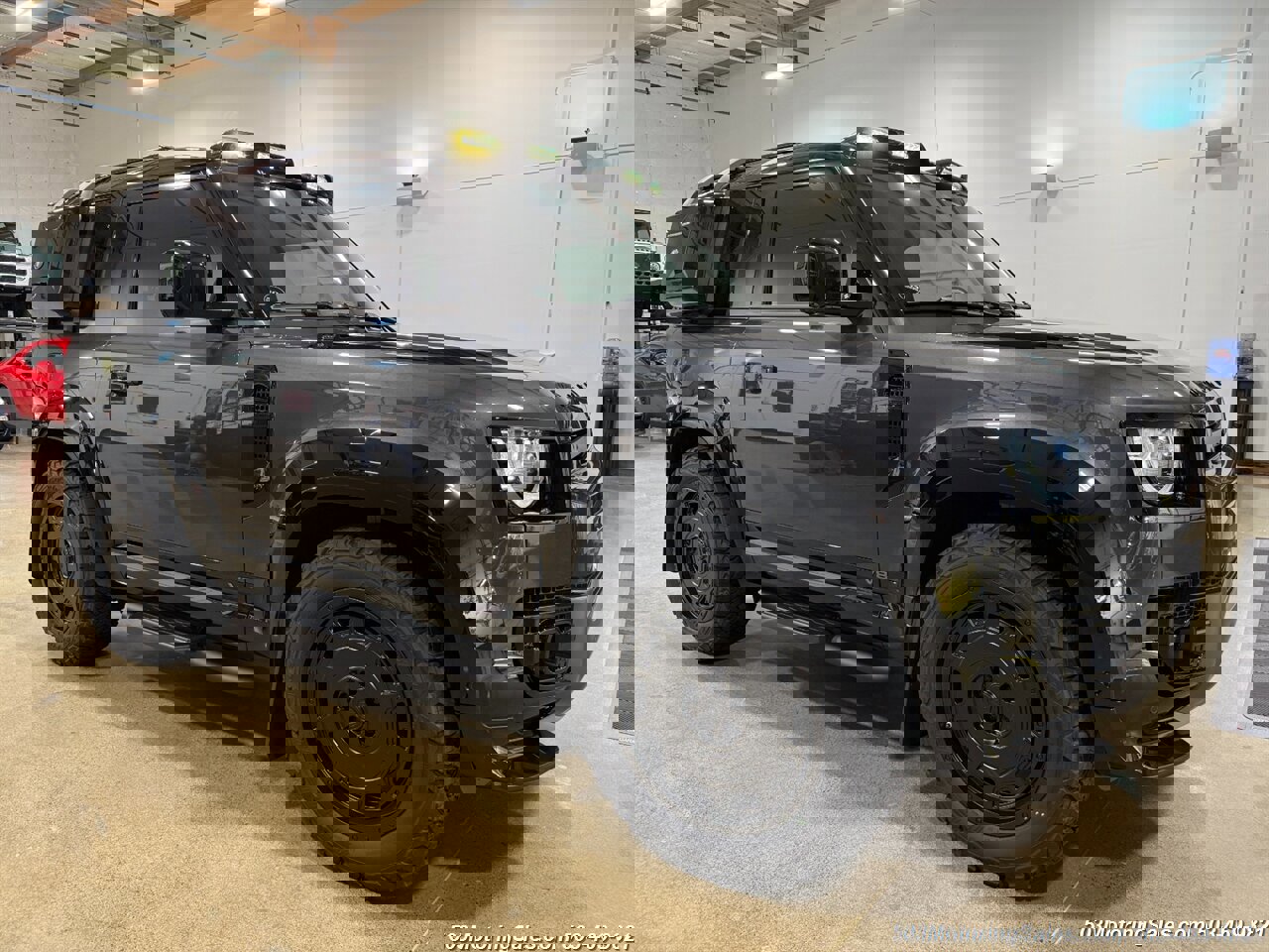 Used 2024 Land Rover Defender 90 V8 image 11