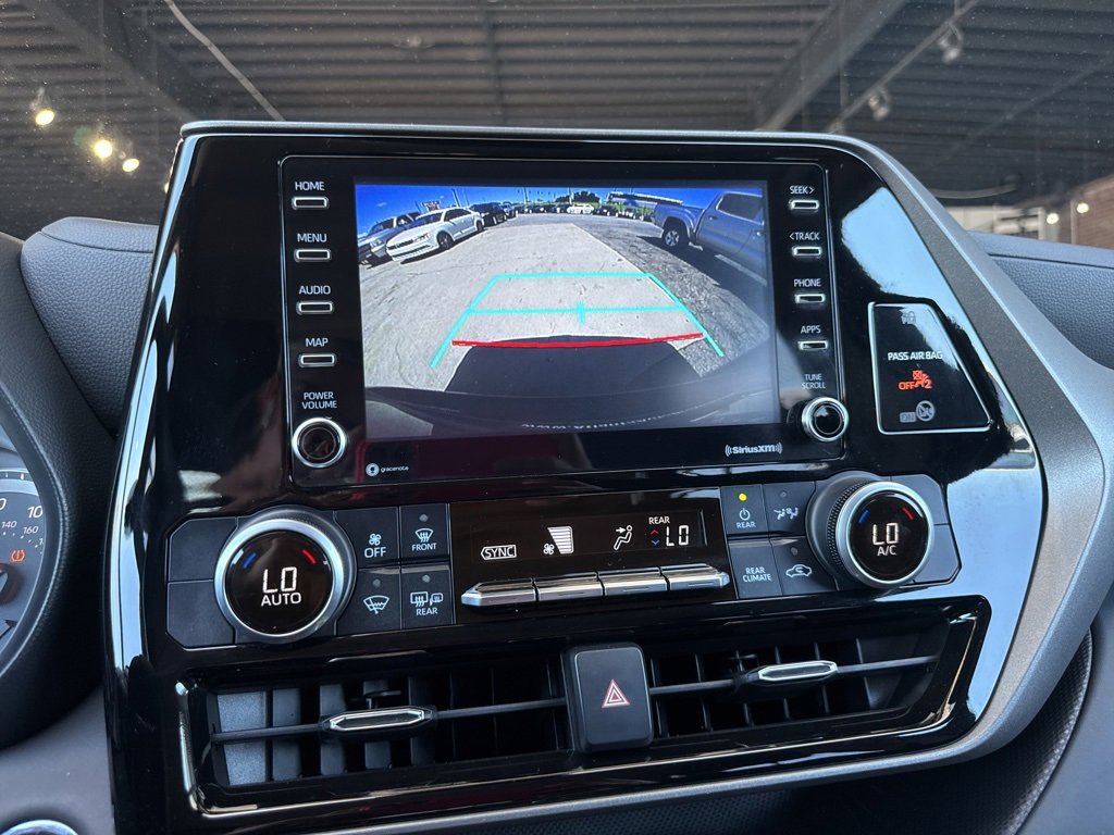 Used 2022 Toyota Highlander L image 5