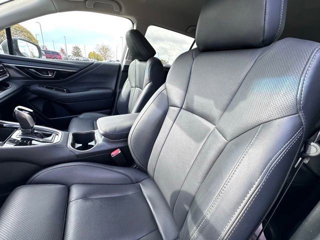 Used 2022 Subaru Outback Limited image 23