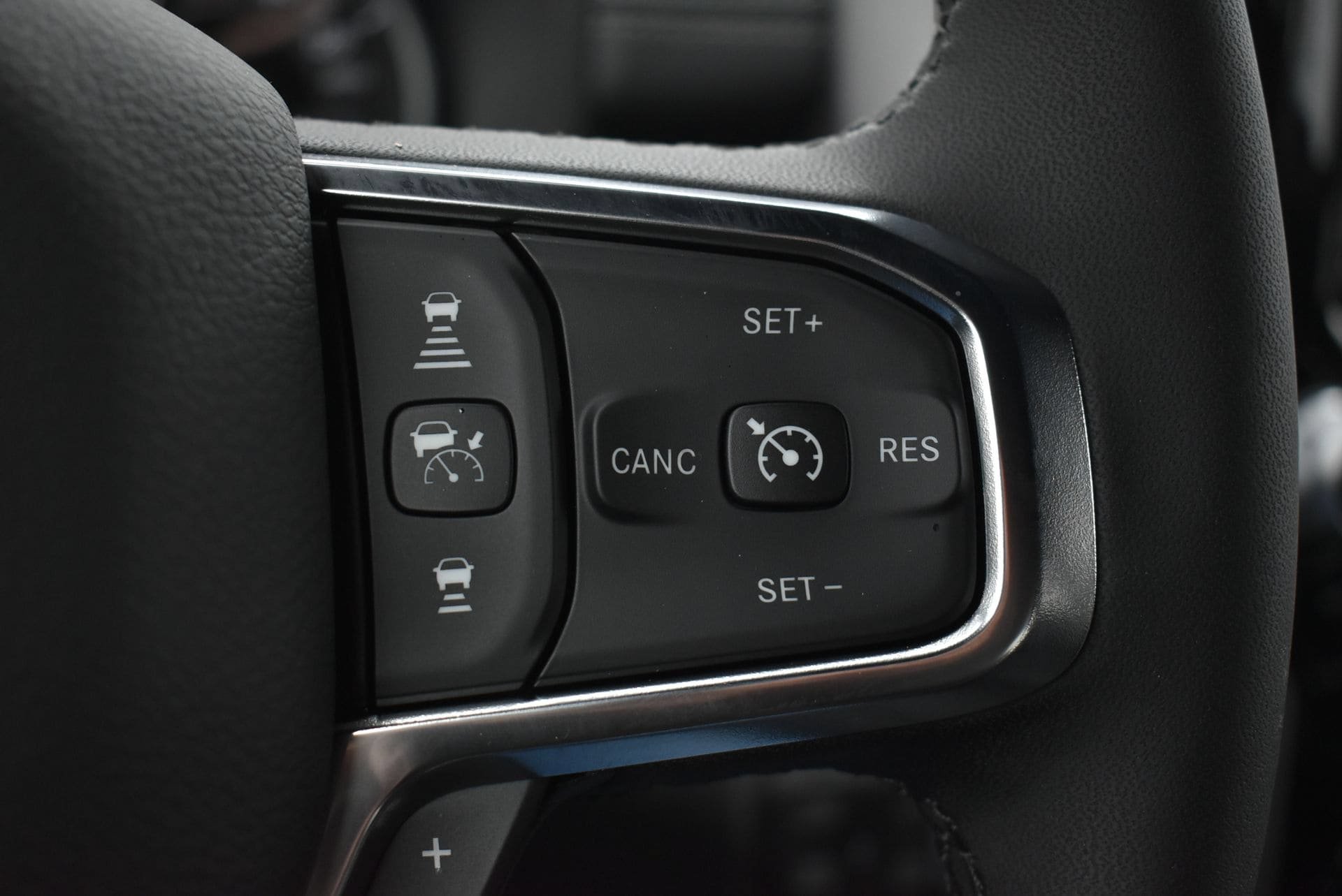 New 2026 RAM 1500 Laramie w/ Sport Appearance Package AWD/4WD image 23