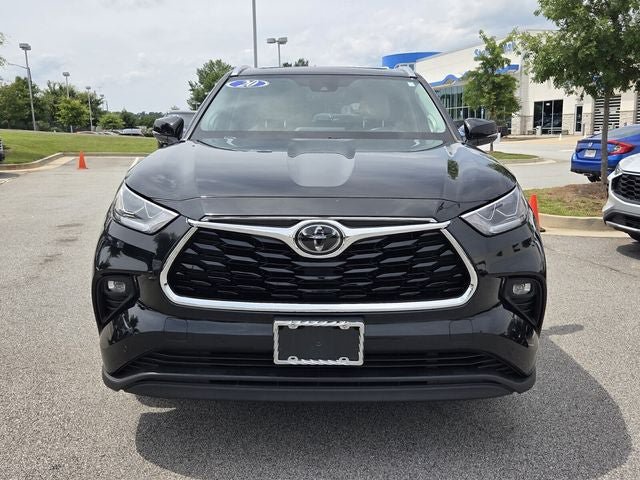 Used 2020 Toyota Highlander Limited FWD video 2