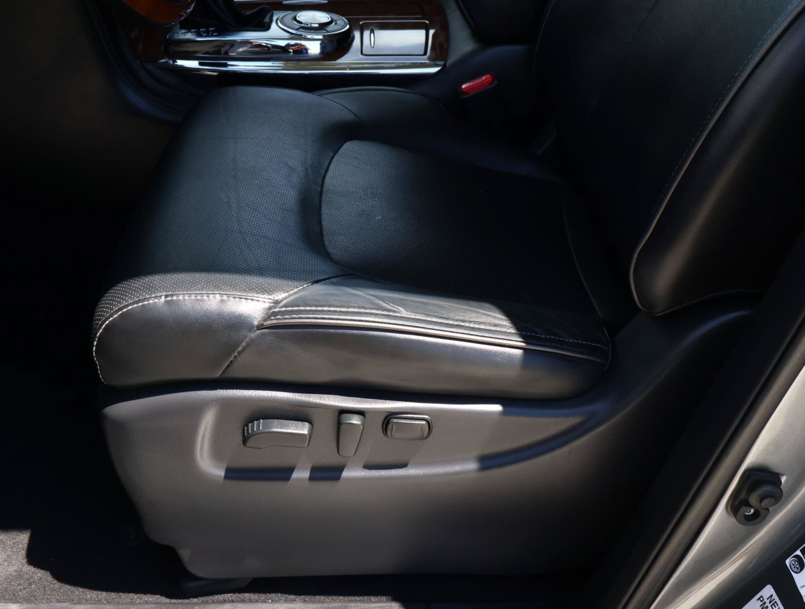Used 2019 INFINITI QX80 Luxe RWD image 14