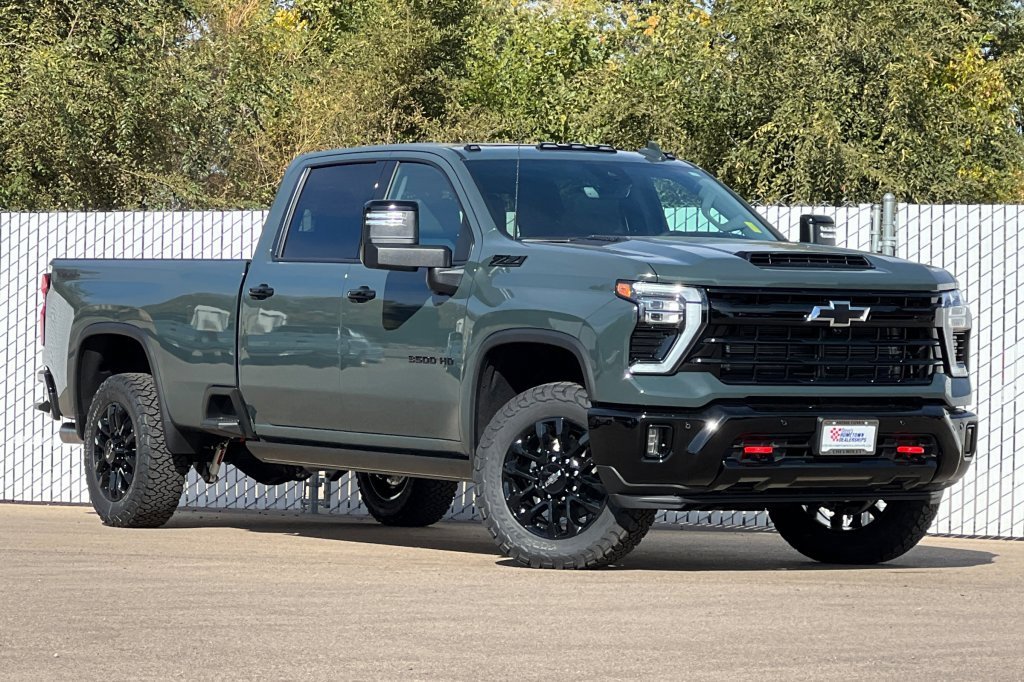 New 2026 Chevrolet Silverado 3500 LTZ w/ Trail Boss Package image 2