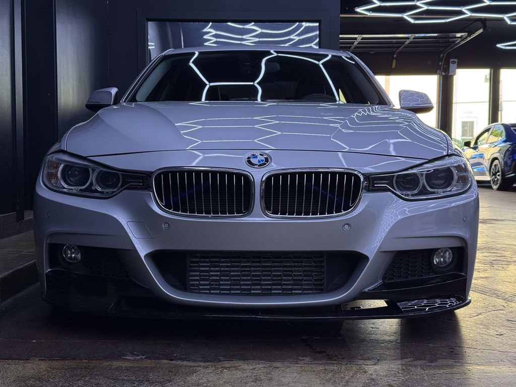Used 2015 BMW 335i xDrive Sedan AWD/4WD image 2