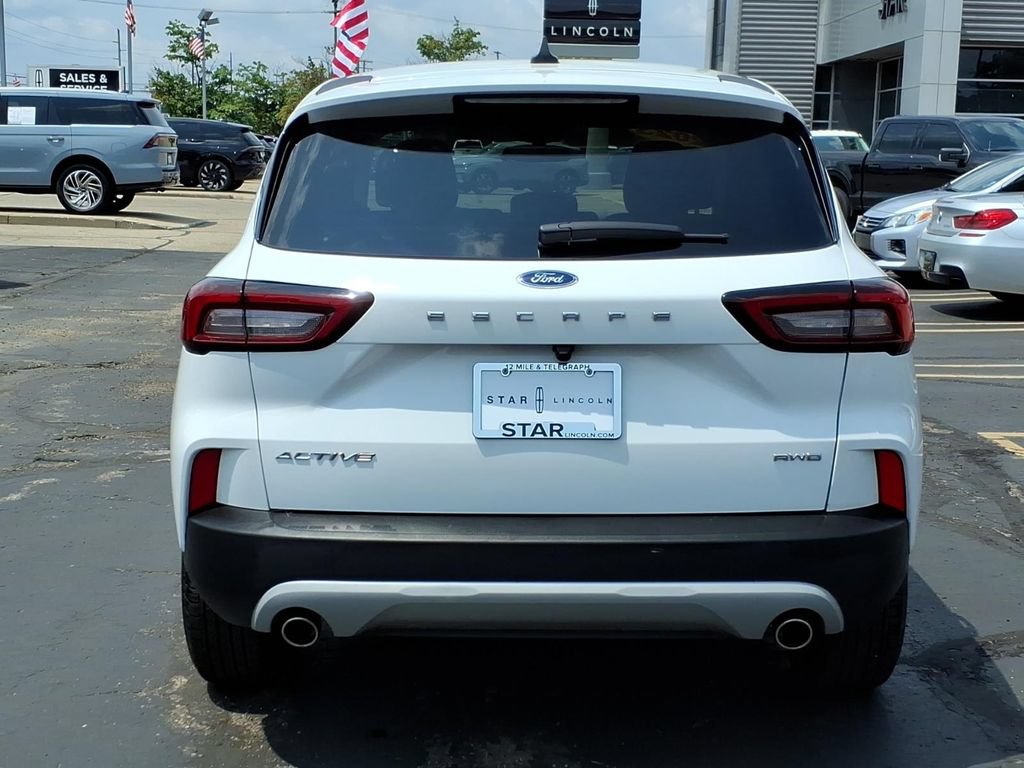 Used 2023 Ford Escape Active AWD/4WD image 6