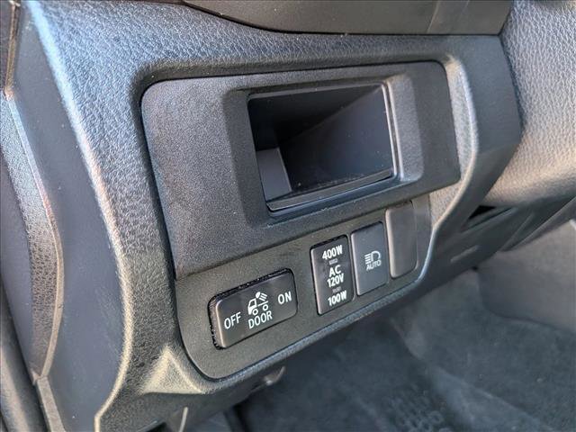 Used 2019 Toyota Tacoma TRD Off-Road AWD/4WD image 16