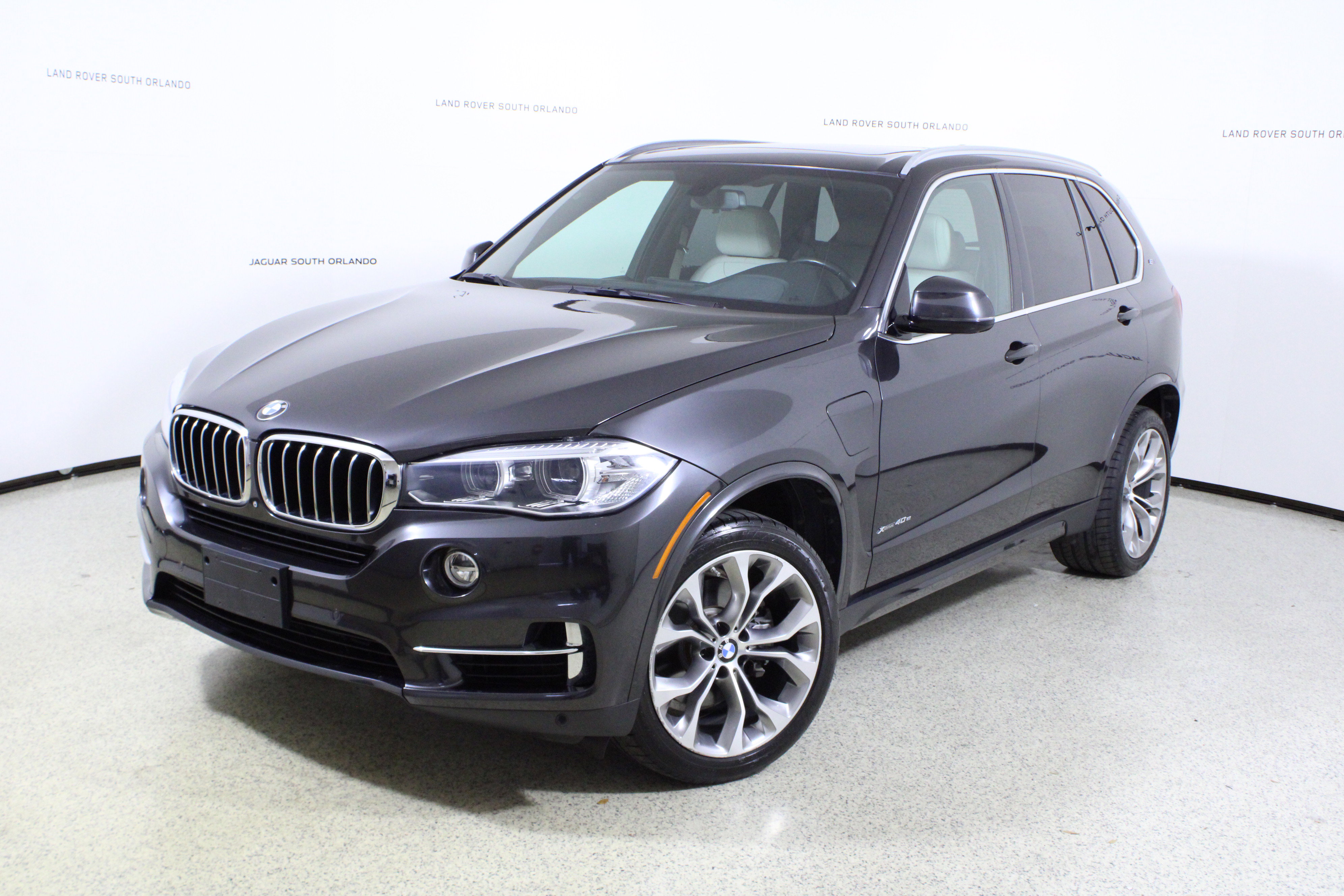 Used 2017 BMW X5 xDrive40e image 1