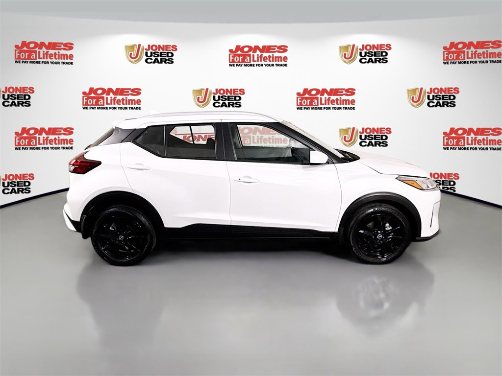 Certified 2024 Nissan Kicks SV image 16