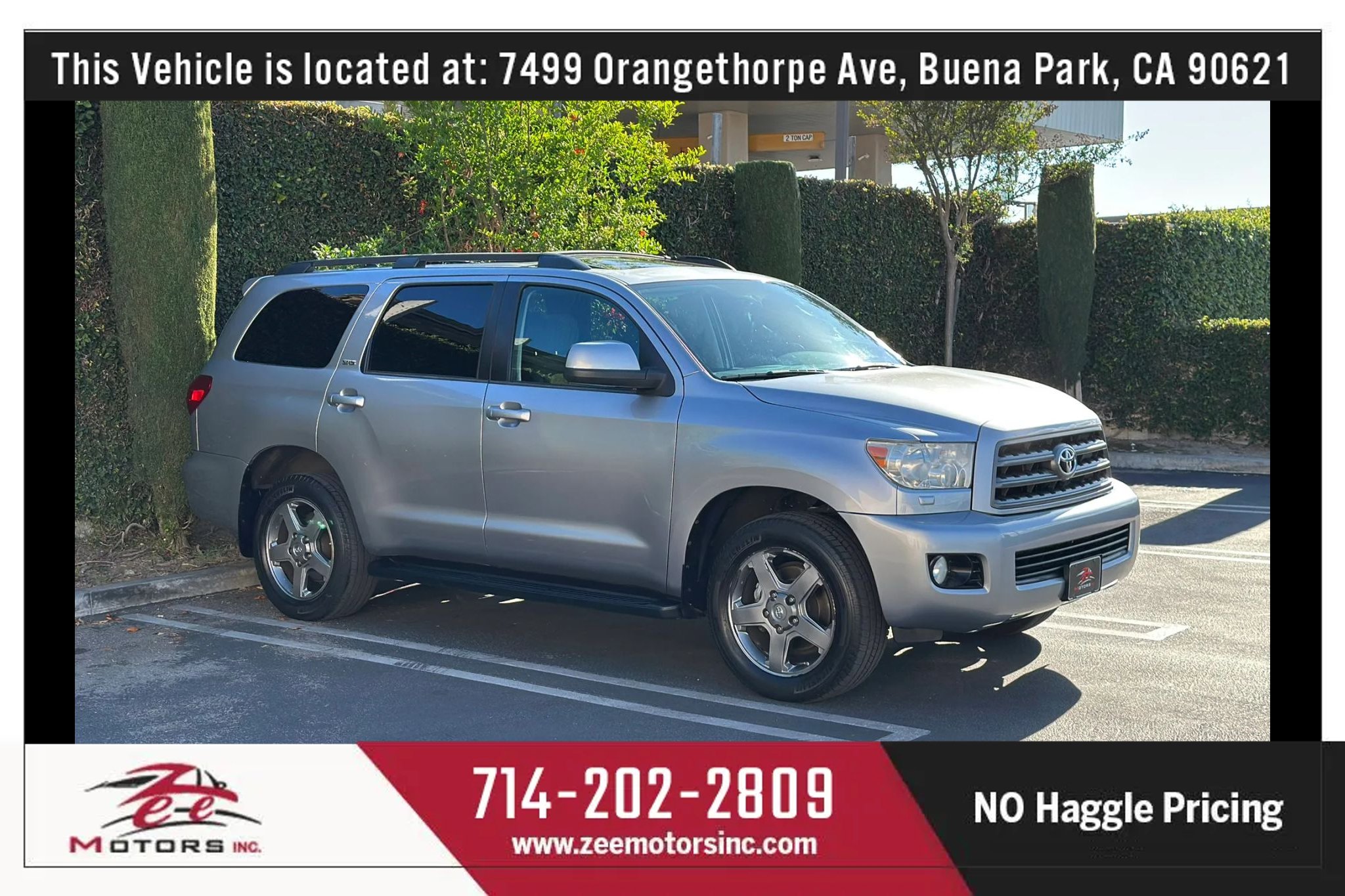 Used 2012 Toyota Sequoia SR5 w/ Sport Appearance Pkg image 4