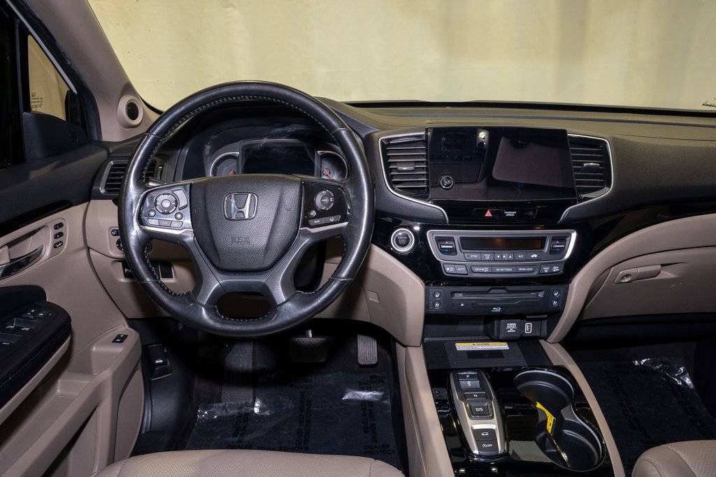 Used 2021 Honda Pilot Elite image 2