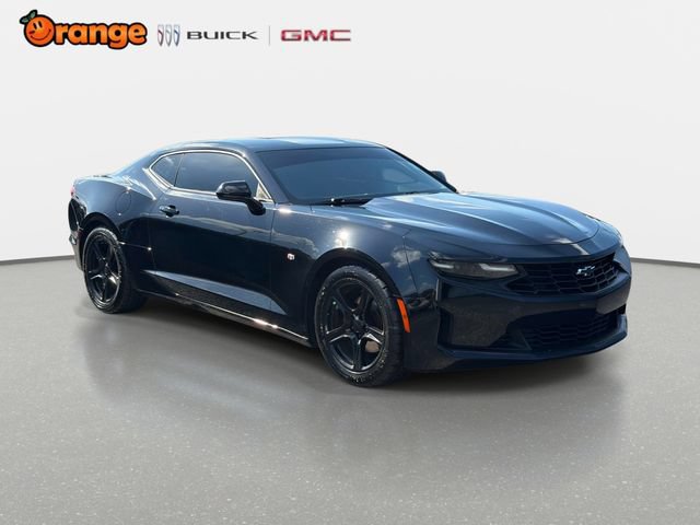 Used 2022 Chevrolet Camaro LT RWD image 1
