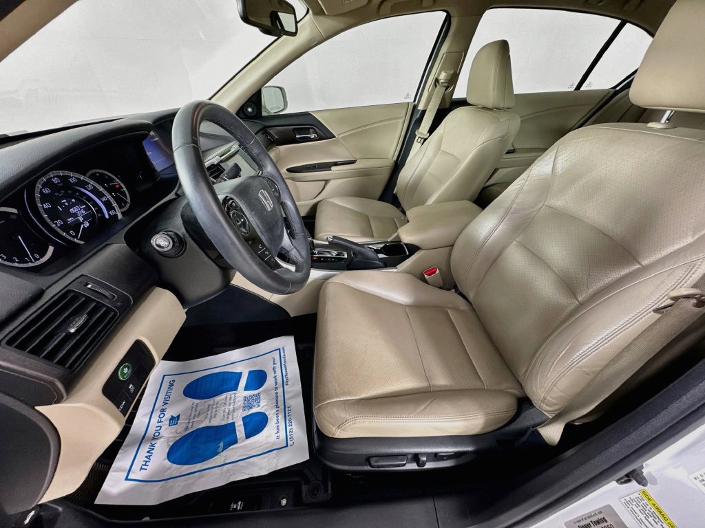 Used 2015 Honda Accord EX-L image 25