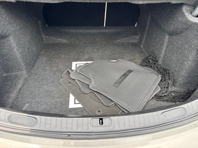 Used 2019 Chevrolet Impala Premier FWD image 21
