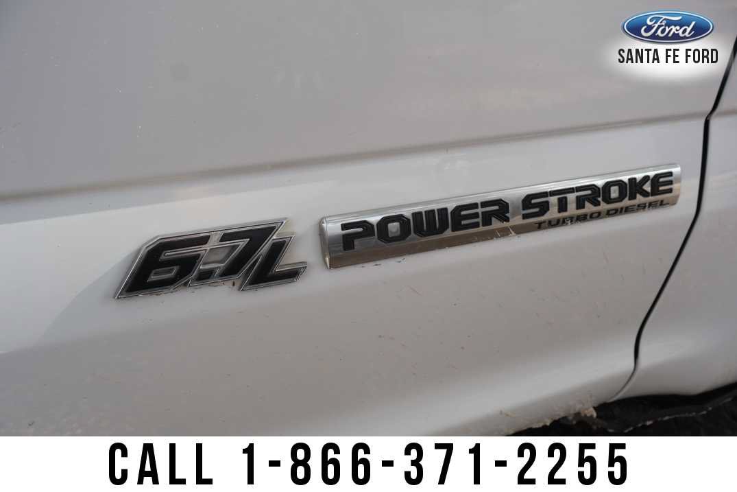 Used 2017 Ford F250 XL w/ STX Appearance Package AWD/4WD image 6