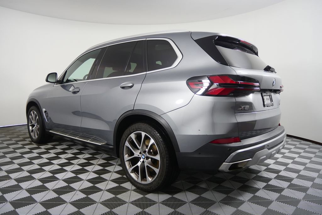 Used 2024 BMW X5 sDrive40i image 5