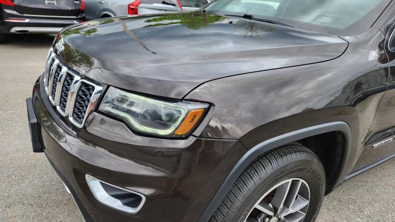 Used 2017 Jeep Grand Cherokee Limited w/ Luxury Group II AWD/4WD image 22