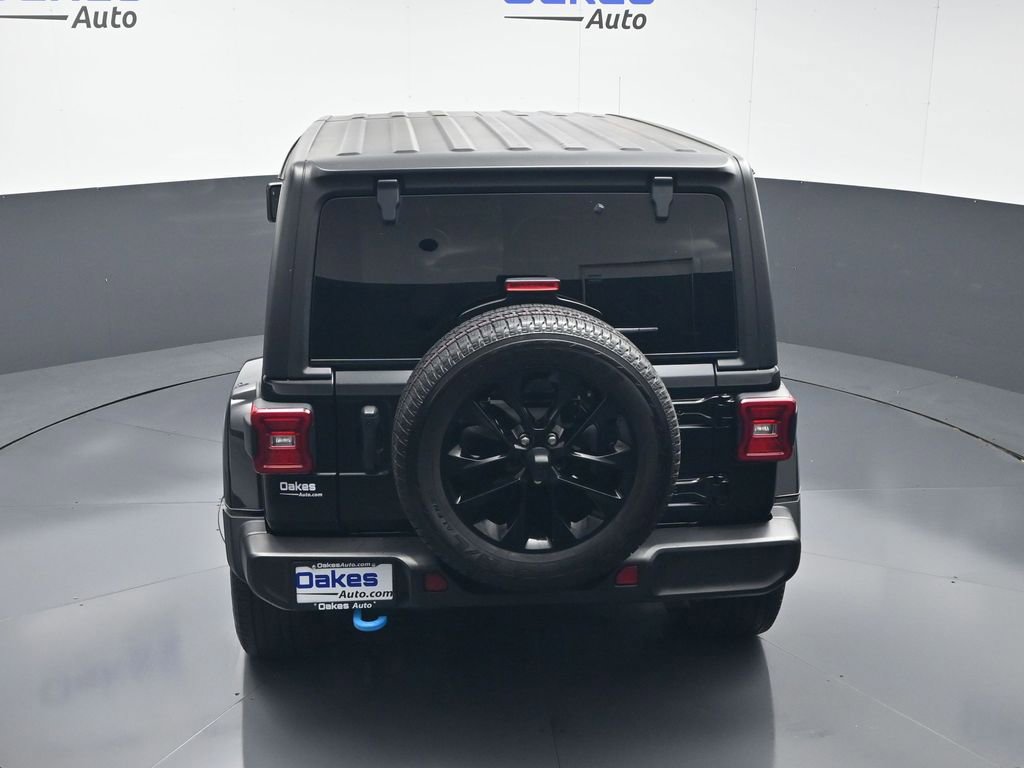 Used 2023 Jeep Wrangler Unlimited Sahara w/ Cold Weather Group AWD/4WD image 52