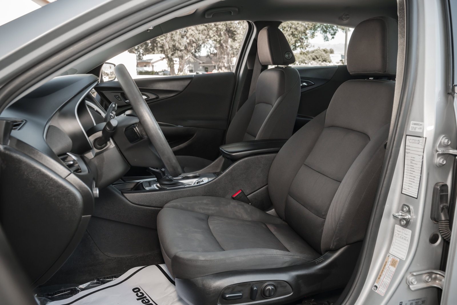 Used 2022 Chevrolet Malibu LT image 19